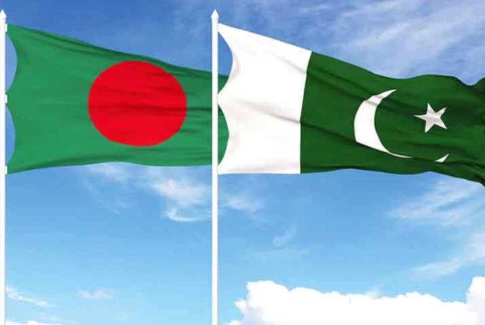 Dhaka and Islamabad discuss bilateral issues in phone call | | Bangladesh  Pratidin