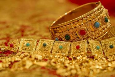 Gold price rises to Tk2.27 lakh per bhori