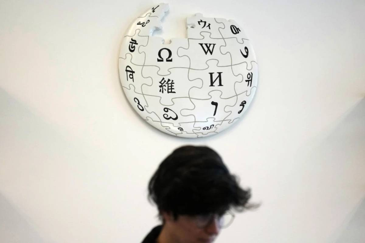 Wikipedia turns 25, announces AI partnerships with tech giants
