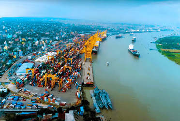 Business sector still in difficult times