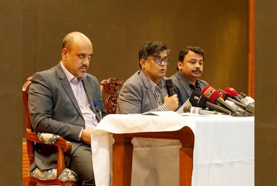 Recover stolen arms before polls: CA