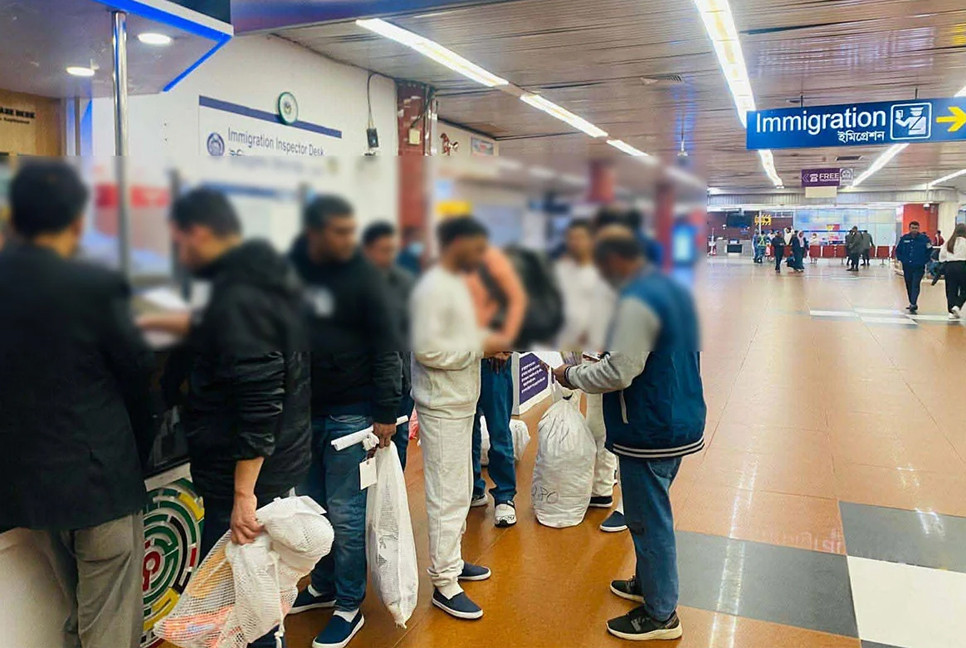 36 more Bangladeshis deported from US