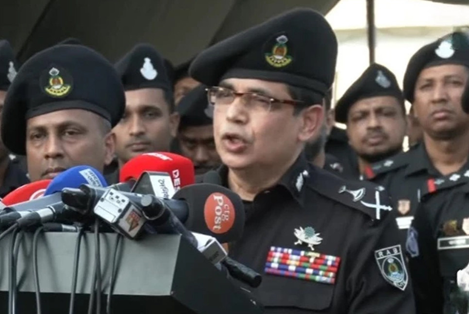 RAB DG vows to dismantle terrorist den in Jungle Salimpur