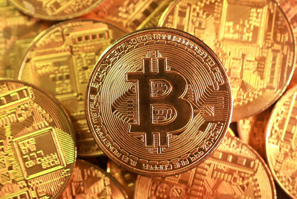 Bitcoin falls below $80,000, continuing decline as liquidity worries mount