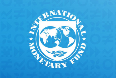 IMF flags weak revenue, banking risks as threats to Bangladesh’s economic stability