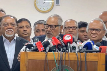 Voter migration ‘abnormal,’ says BNP’s Nazrul Islam Khan after meeting CEC