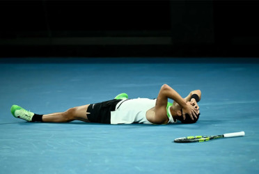 Alcaraz completes Grand Slam with Australian Open win over Djokovic