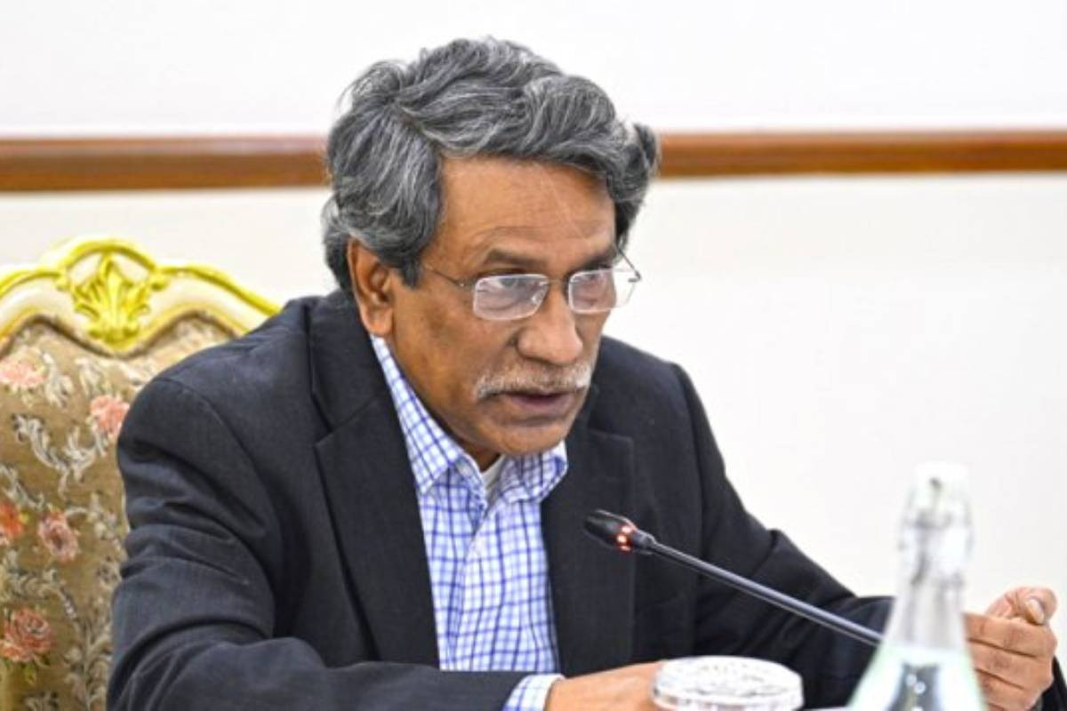 Country at a crossroads, referendum needed to restore unity: Ali Riaz