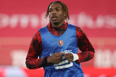 Liverpool beat Chelsea to Rennes defender Jeremy Jacquet