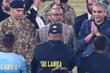 Sri Lanka urges Pakistan to reconsider India match