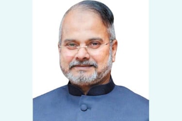 A Free Fair Election without External Influence