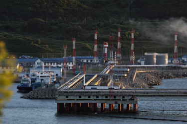 Indian refiners curb Russian oil buying as New Delhi pursues US trade pact