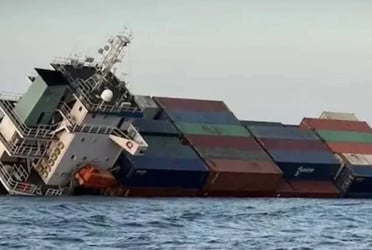 Ctg-bound container ship capsizes off Thailand coast