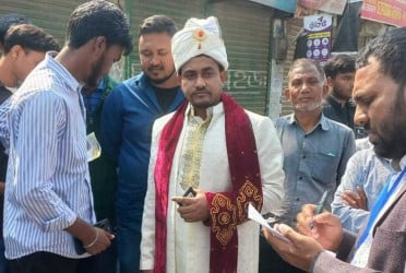 Groom casts vote in wedding attire, says ‘Vote first, wedding later’