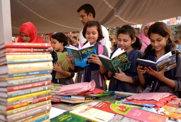 Bangla Academy goes ahead with Ekushey Book Fair amid Ramadan boycott threat