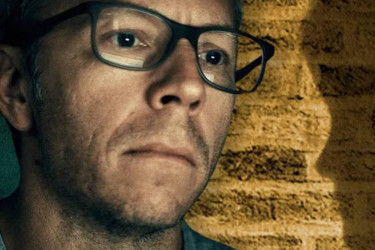 Wall detail helps investigator rescue abused girl from dark web exploitation