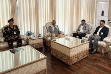 PM’s delegation pays courtesy call on Prof Yunus