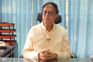 A governor who wrecked the economy with false promises