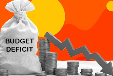 Govt set to unveil major deficit budget amid crisis