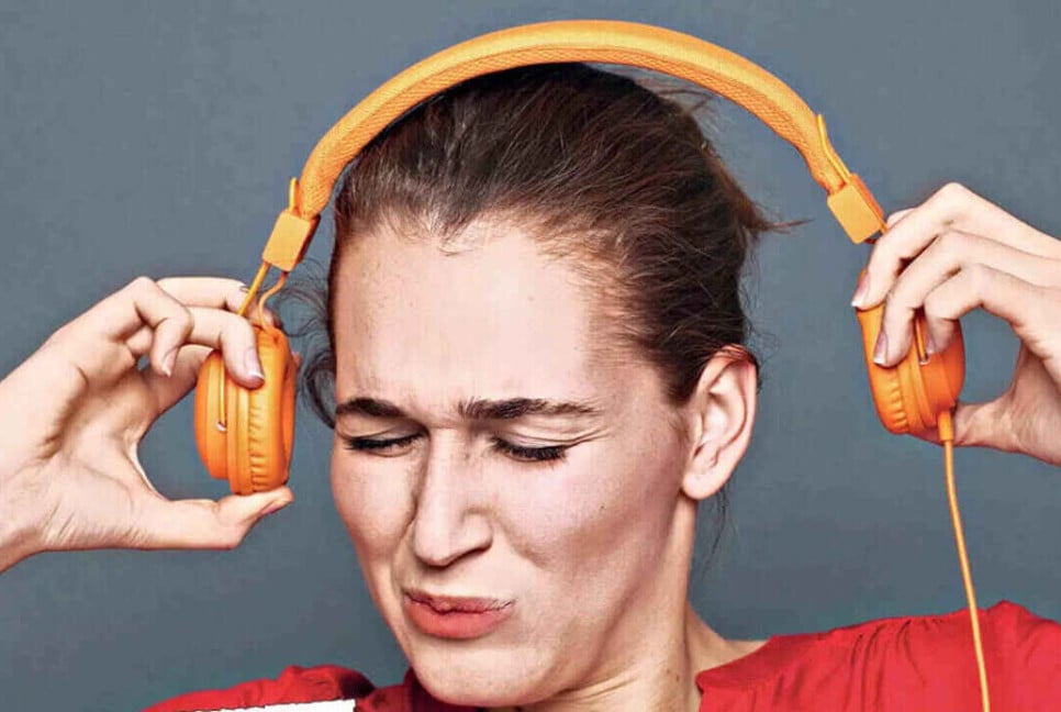 Headphones lead hearing loss- what you can do to avoid damage