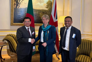 FM seeks support for UNGA presidency in London