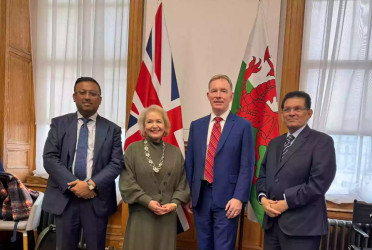 Dhaka, London keen to strengthen economic ties