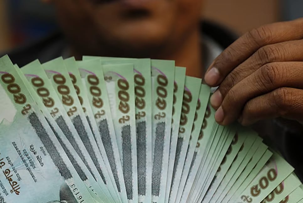 Eid spending fuels fake money risk