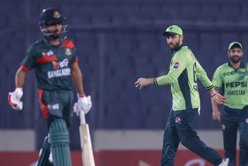 Rain-hit chase ends in heavy defeat