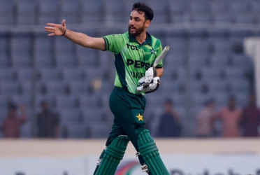 Salman receives ICC demerit points after controversial run-out