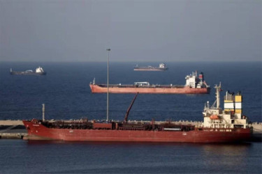 Oil rises in Asian trade as Iran war keeps Strait of Hormuz in focus