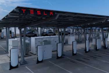 Tesla in talks to buy $2.9bn solar equipment from Chinese firms
