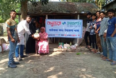 Food assistance provided to underprivileged woman in Gaibandha