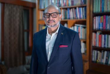 Economic recovery govt’s top priority, says PM’s adviser