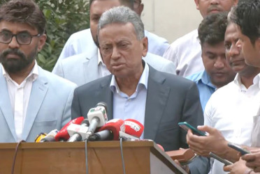PM wants to know what problems businessmen facing