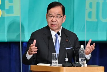 Japanese political veteran calls for rethink of military relations with US