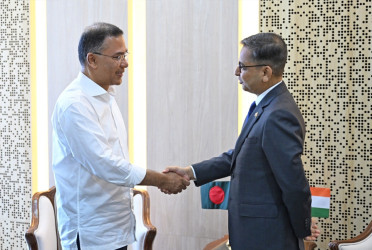Indian High Commissioner meets PM