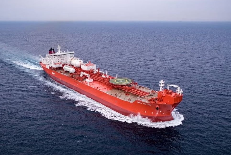 Two more fuel-laden vessels arrive at Chattogram Port