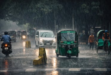 Storm forecasted in 4 districts by noon, river ports on alert