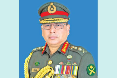 Army chief returns home after US visit