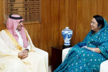 Saudi ambassador meets aviation leaders as Riyadh Air eyes Bangladesh routes