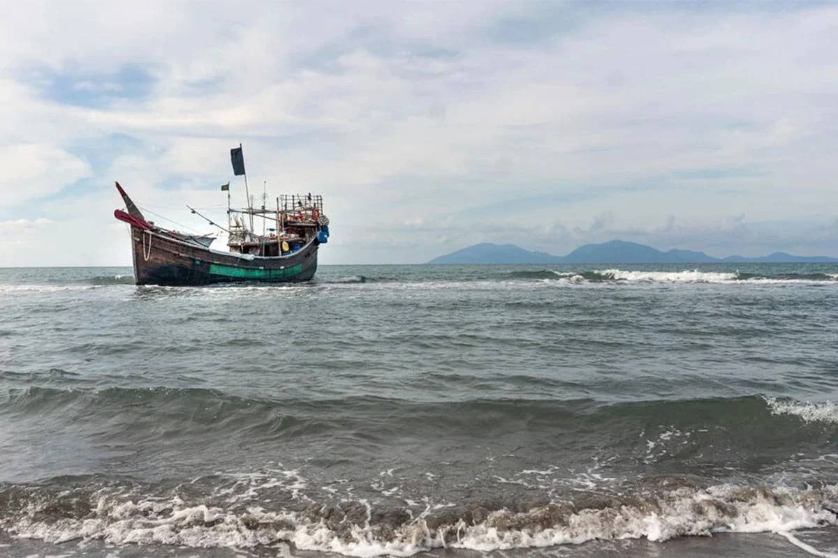 250 missing after boat capsizes in Andaman Sea carrying Rohingya, Bangladeshis