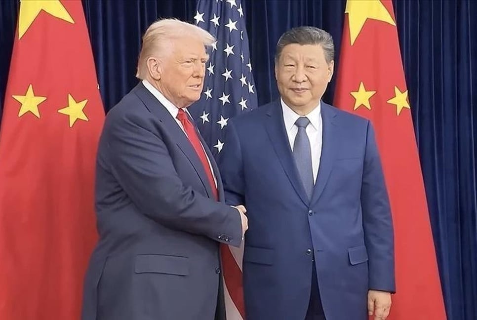 Trump says asked China’s Xi not to give weapons to Iran