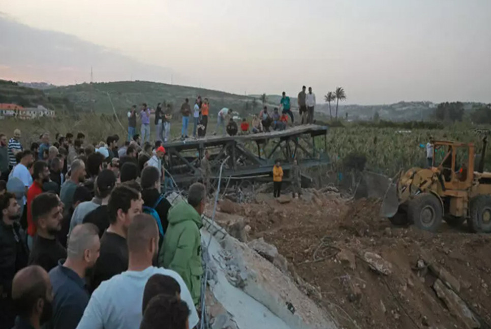 Hours after ceasefire, lifeline to south Lebanon reopens