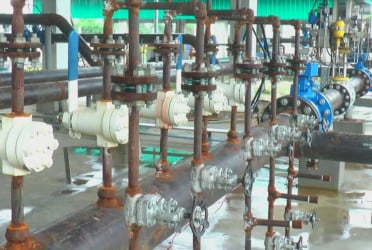 Bangladesh starts receiving 5,000 more tonnes of diesel from India