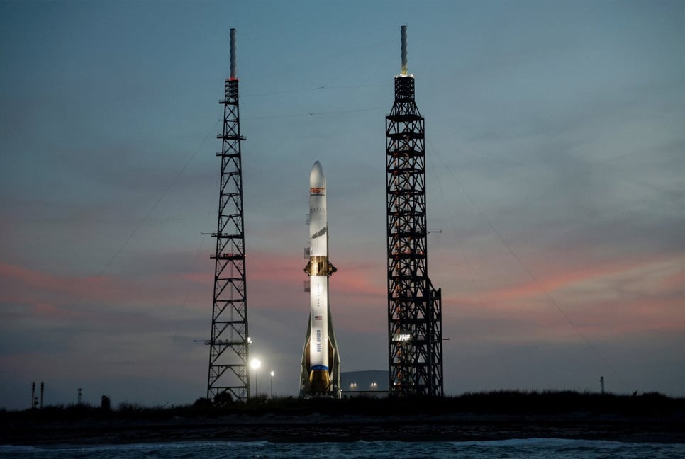 Blue Origin set to launch rocket with reusable booster for first time