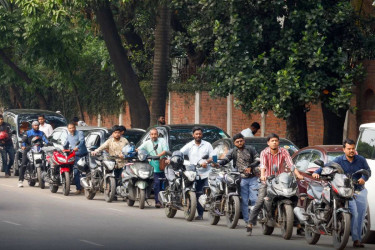Fuel queues ease as supply increases across country