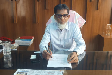 Govt considering private investment to improve railway services: Habibur Rashid