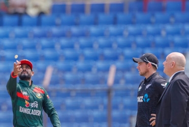 Mustafizur returns as New Zealand opt to bowl in series decider