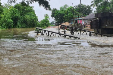Flash flood warning issued for Sunamganj as heavy rain forecast in Haor region