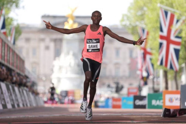 Kenya’s Sabastian Sawe breaks two-hour barrier to win London Marathon